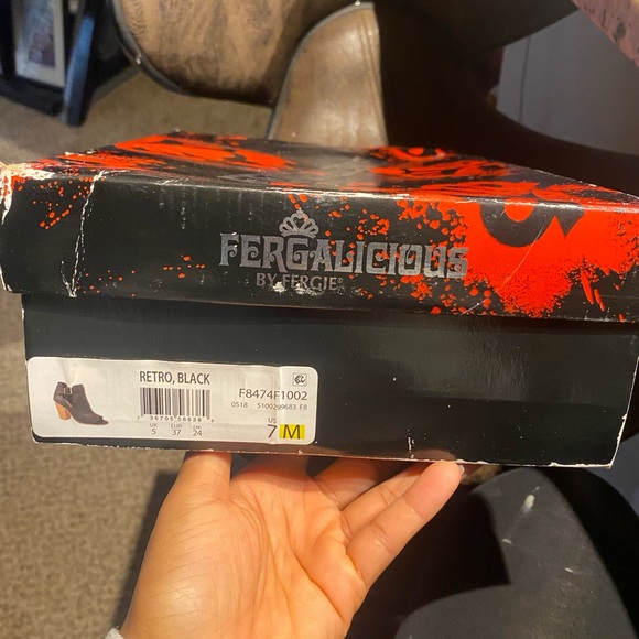 Fergalicious black Chelsea boot heals - Picture 2 of 4